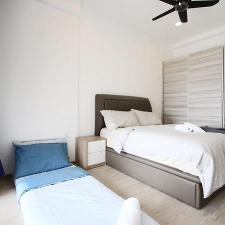 Cozy, High-Floor 2Br Apt Near Legoland Apartment Нусаджая Екстериор снимка