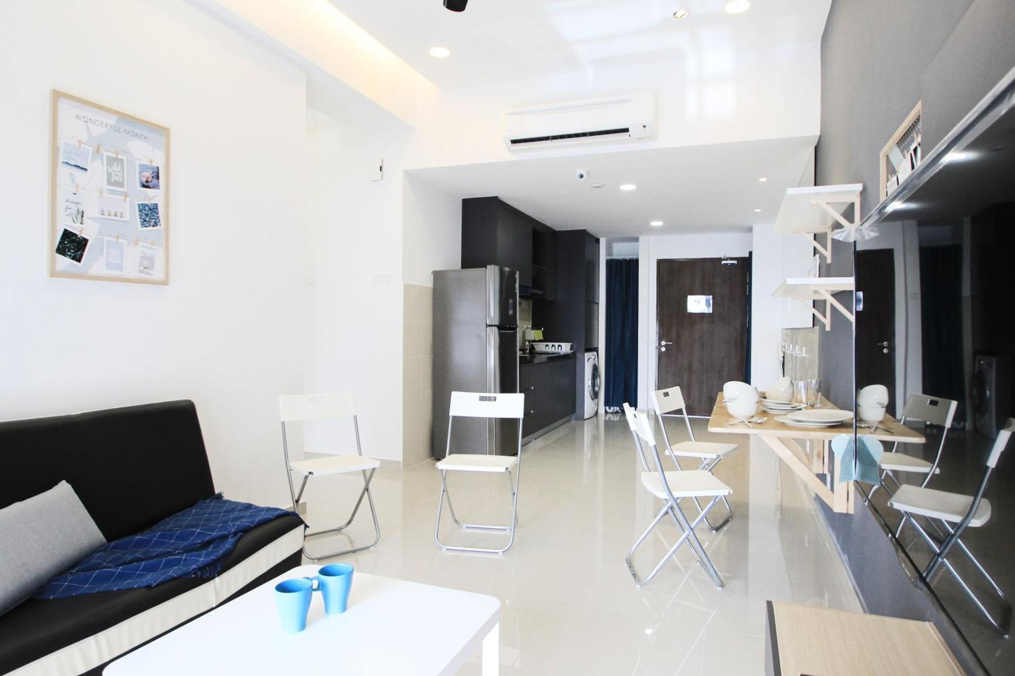 Cozy, High-Floor 2Br Apt Near Legoland Apartment Нусаджая Екстериор снимка
